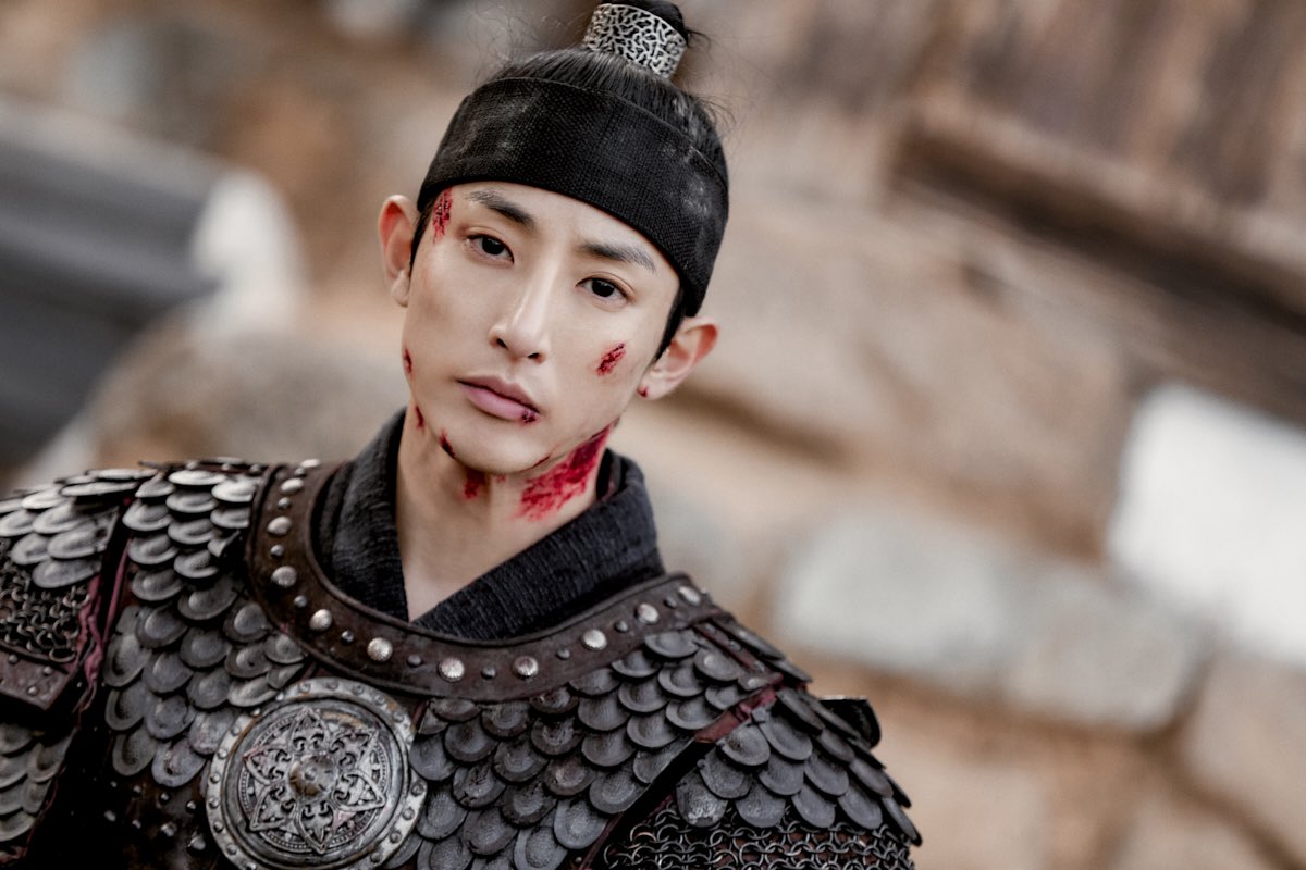 kdrama_menfess's tweet photo. •kdm• 🔥Tomorrow🔥
Park Joonggil Our nation's husband guys... 🥺 https://t.co/ODymkRYKMy