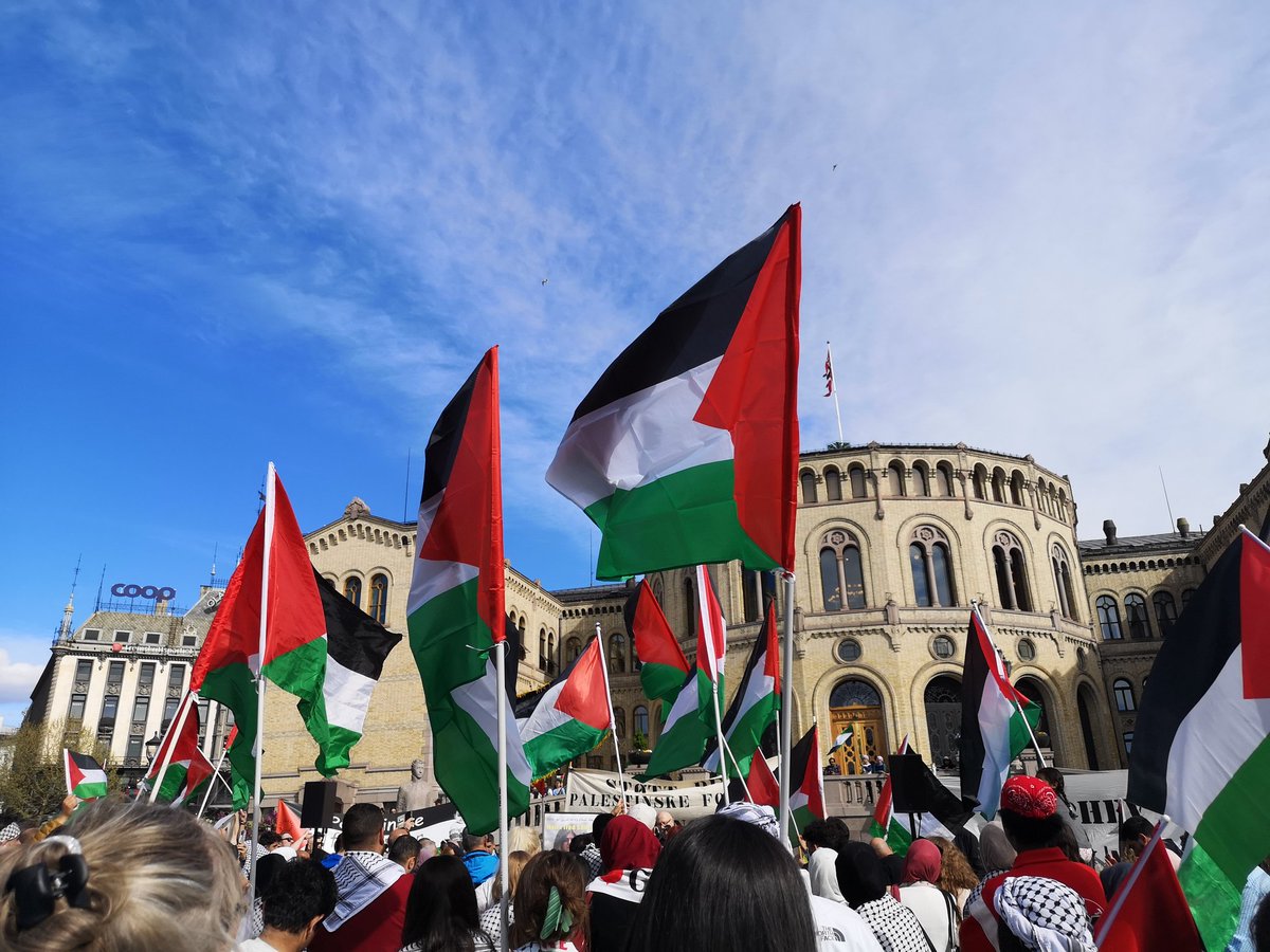 sarcasticpill's tweet photo. #NakbahDay #Nakba #FreePalestine #Therighttoreturn

Oslo, Norway. https://t.co/Xfqsk9TBlA