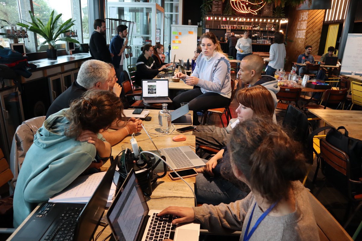 NoCodeforGood tweet media