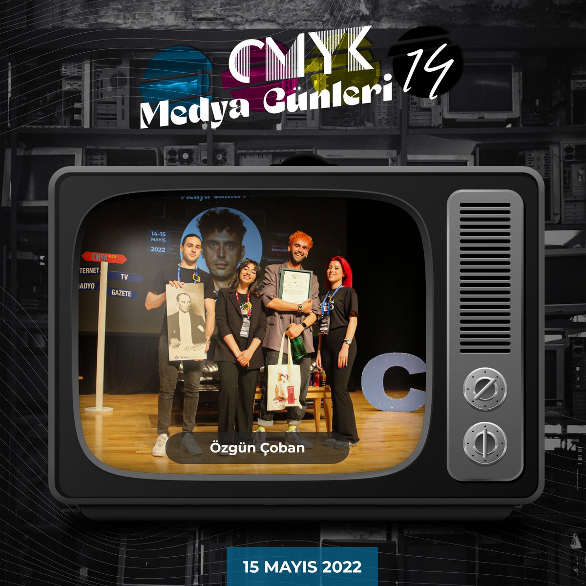 Özgün Çoban'a keyifli oturumu için teşekkür ederiz.15 dakika aradan sonra Coşkun Aral, Timur Akkurt ve Şenay Akkurt bizlerle! #cmykmedyagünleri14