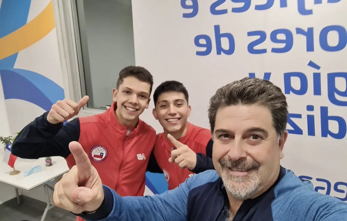 Fechiteme tweet media