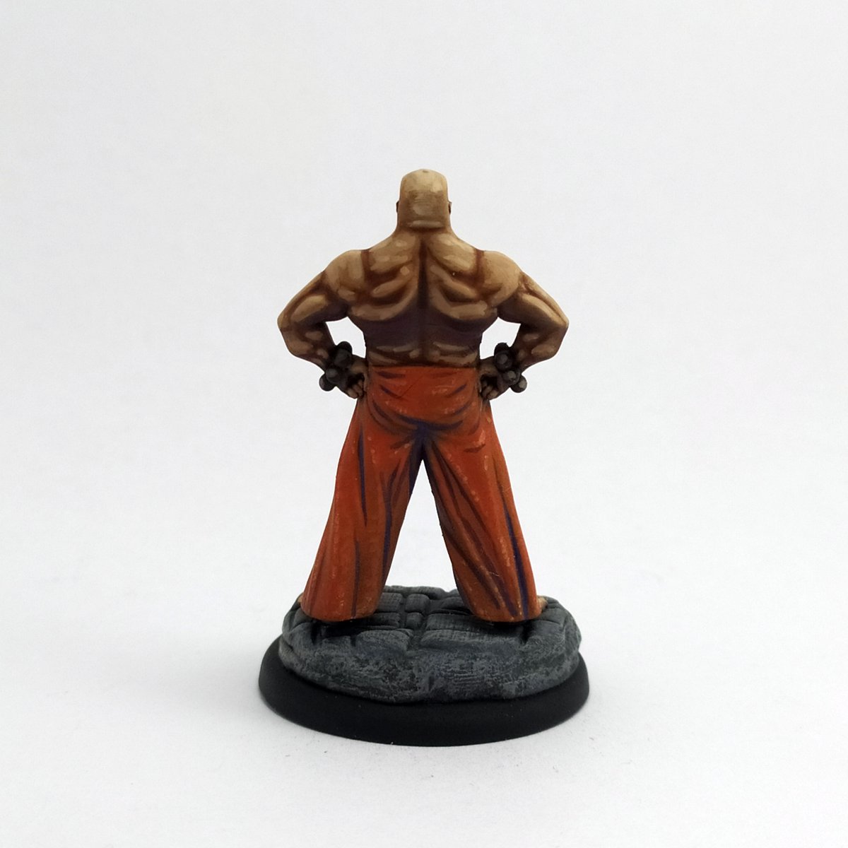 ypietrzakpaints's tweet photo. Sensei Yu from #malifaux by @WyrdGames - the happiest man in Malifaux. I really wanted to go for quite a cartoony look with my Monks and I think it came out quite well! #m3e #brushforhire #wepaintminis #commissionpainter #ttrpg #paintingminiatures https://t.co/HYDWZR5Dso