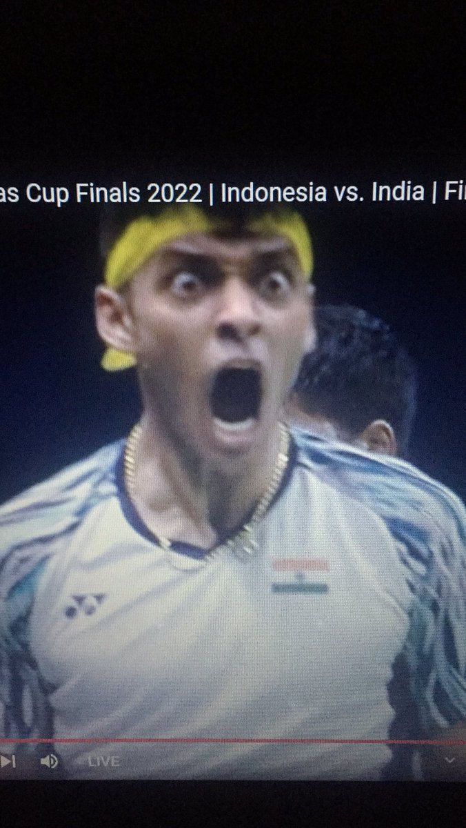 mfthfrd_'s tweet photo. Pemain India Shetty Dengerin nihh 🤬🤬

Shetty as a badminton player, we're not respect at all with your attitude! Delay the game &amp; destroyed focus others players it's not fair (with your own way) shame on you btch! #TUC2022 #ThomasCup2022 #ThomasCup2022 #shetty https://t.co/waiMa9idk3