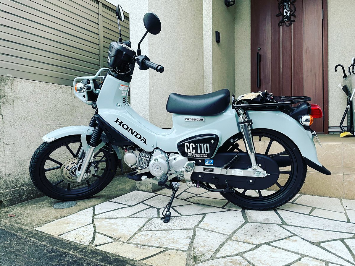 sekitomo_mo's tweet photo. 紆余曲折あり、ようやく新型クロスカブ110を迎え入れることができました🛵 https://t.co/mzZsiqriU6
