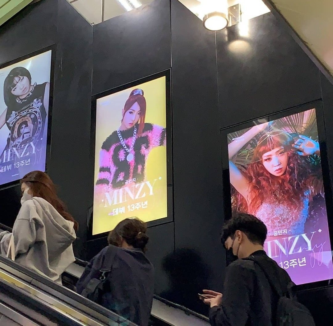 internetyasser's tweet photo. 2NE1 13th anniversary project 🤧💞 https://t.co/bAGF7EJzF1