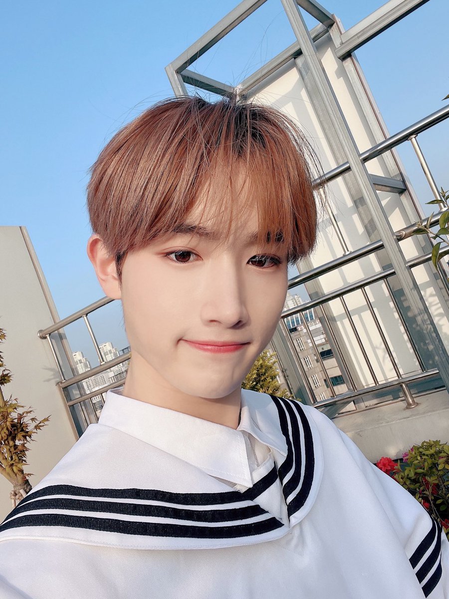 TPSTmessages's tweet photo. [fancafe] 220428 🐶☕️

“be careful of the fine dust!!😭”

#tempest #tpst #템페스트 #hyuk #혁 https://t.co/onq4Lax26n