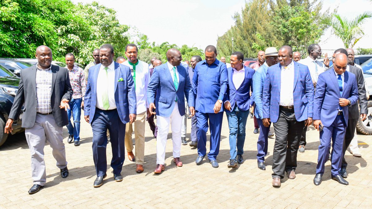 WilliamsRuto's tweet photo. “Do not be anxious about anything, but in every situation, by prayer and petition, with thanksgiving, present your requests to God. And the peace of God, which transcends all understanding, will guard your hearts and your minds in Christ Jesus.” — Philippians 4:6-7 https://t.co/O3Uf6H7tri