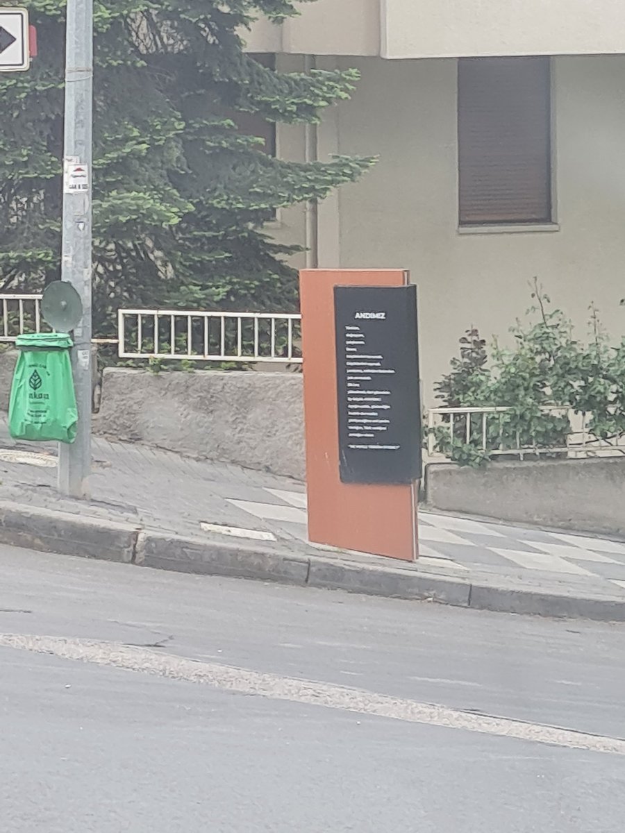 Çok tesekkürler yamuk duran "Andımız" heykelini düzelttiğiniz için🙏❤️ <a href="/ankarabbld/">Ankara Büyükşehir</a> <a href="/cankayabelediye/">Çankaya Belediyesi</a> <a href="/mansuryavas06/">Mansur Yavaş</a> <a href="/AlperTasdelen06/">Alper Taşdelen</a>