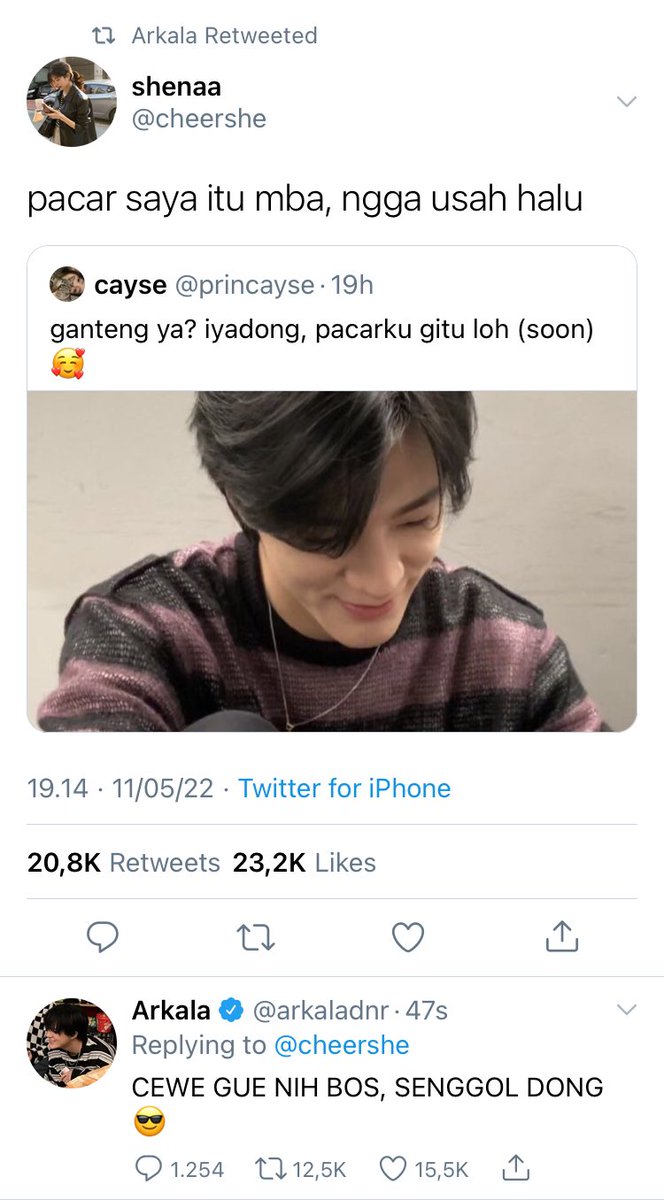 ijeayiez's tweet image. 𝓕alling for you 
( arkala &amp;amp; shena )
———
lee jeno few tweets au
© ijeayiez