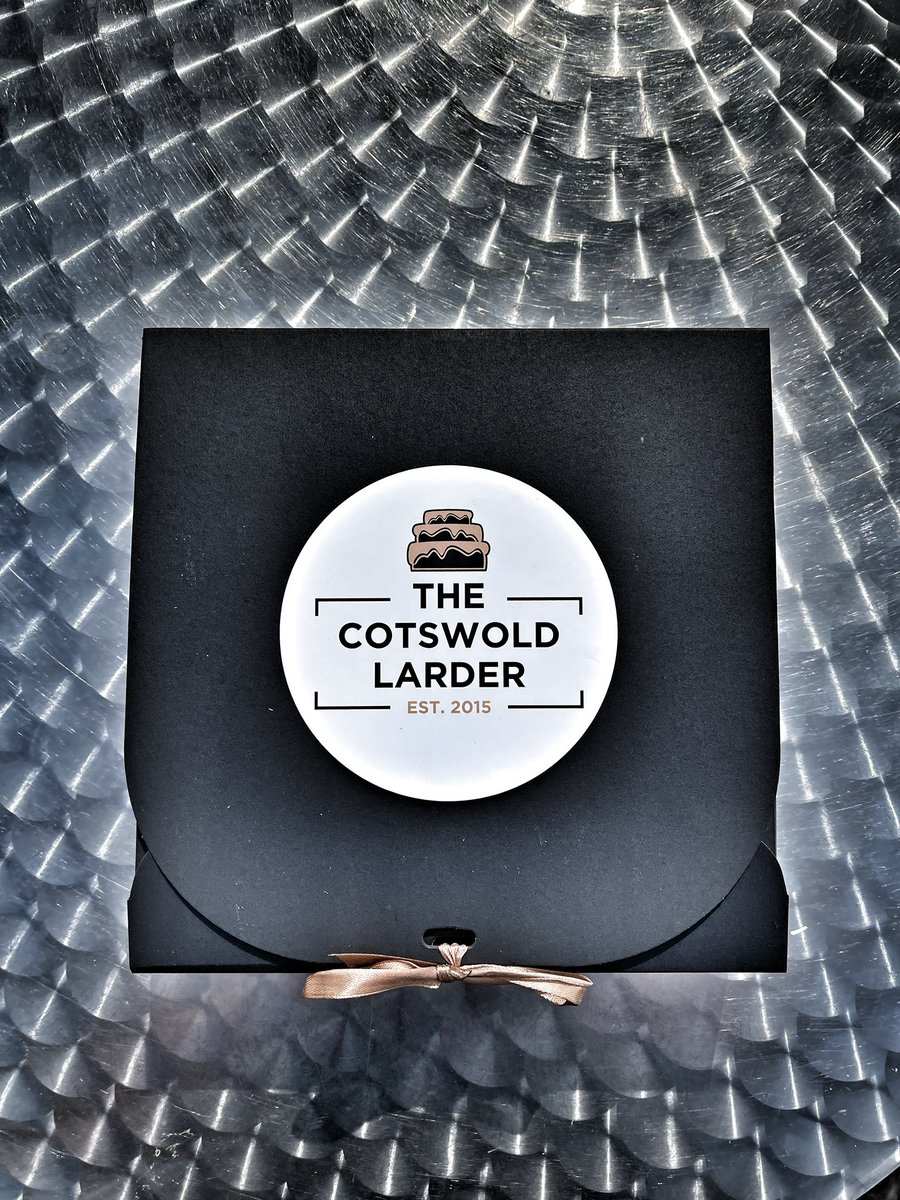 LarderCotswold's tweet photo. Don’t forget @stratfordraces is on today, wonder which lucky race winners will receive our Giant cookies today? #goracing #supportyourlocaltrack #racing #HorseRacing #stratfordraces #cookie #prizes https://t.co/gZA4FGnK78