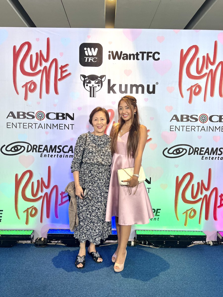 Karen_Bordador's tweet photo. Thanks mom for being my date to #RunToMeMediacon ! Wearing Yvonne Camay designed dress. 

First time to take mom to a premiere. Super cute! https://t.co/vZSSsr0Hfe