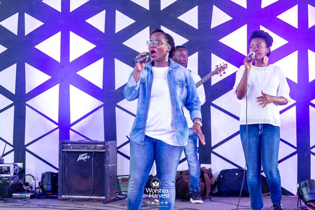 worship_harvest's tweet image. @Mike_Breen is at #WHGayaza for the #FlowService 

#WHGarage
#WorshipHarvest