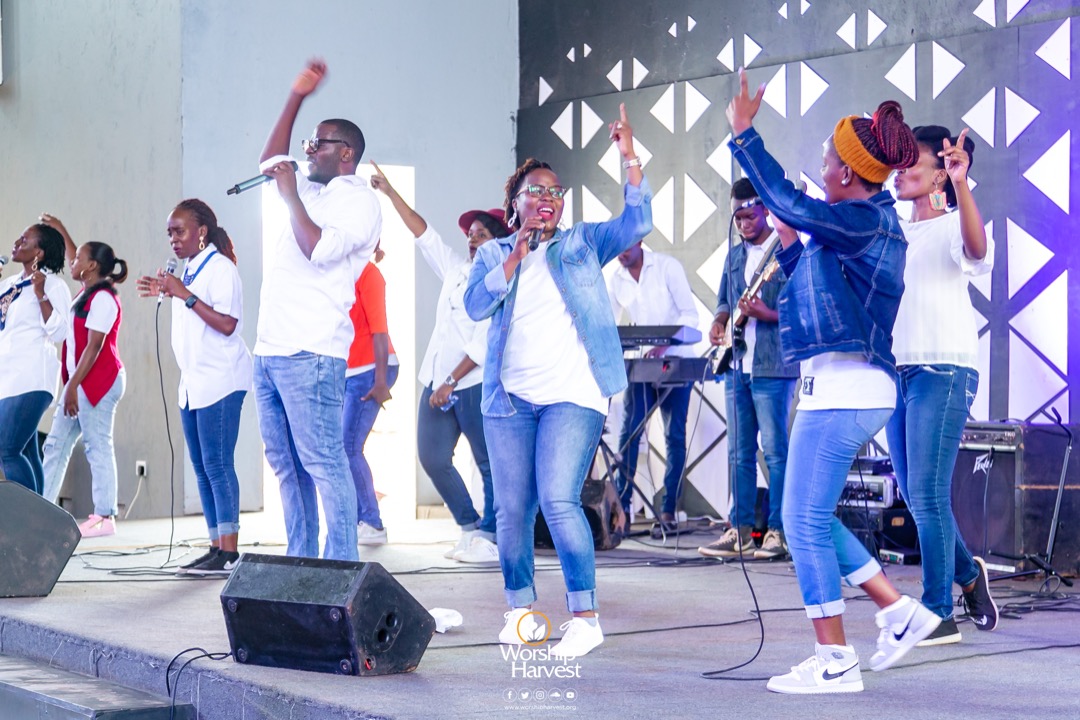 worship_harvest's tweet image. @Mike_Breen is at #WHGayaza for the #FlowService 

#WHGarage
#WorshipHarvest