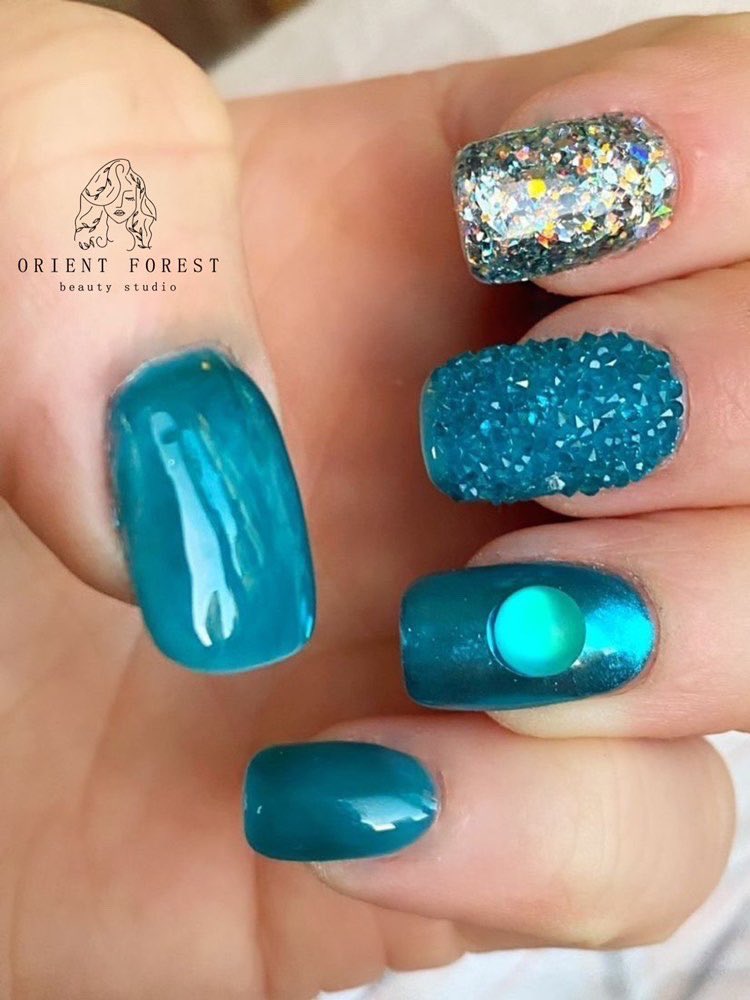Habi_babbi's tweet photo. I had my nails done by https://t.co/YtUPo7xIei https://t.co/jSR2VaIHAa