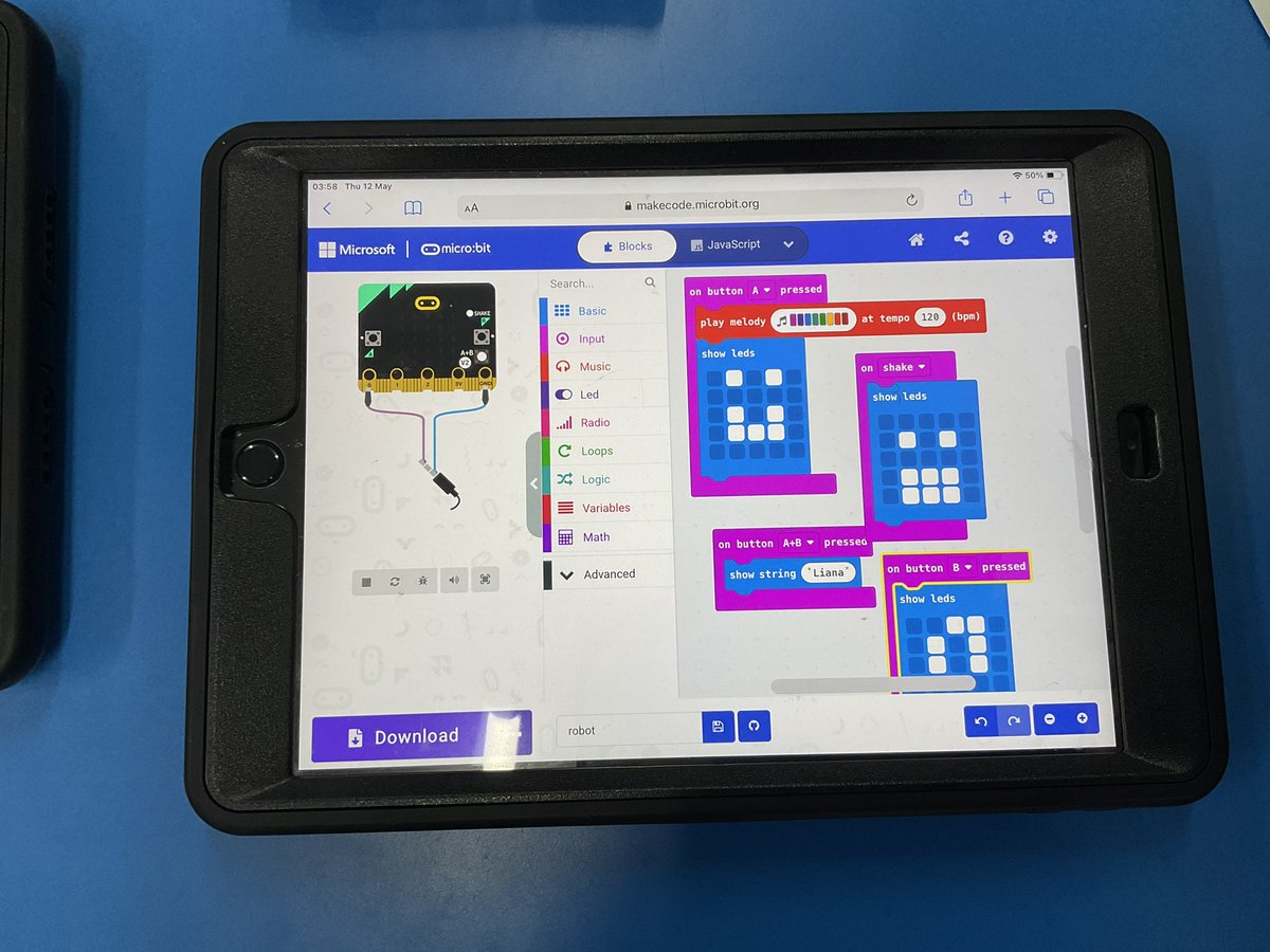 RoarTechPaul's tweet photo. The kids at @BallGreenPri were AMAZING this week. They produced some fab robot heads on the @microbit_edu and dance moves on @scratch
All part of the @DigSchoolhouse workshops from @PotteriesDSH 
DM to find out how your school can access these too! https://t.co/qGsSCeaFrz