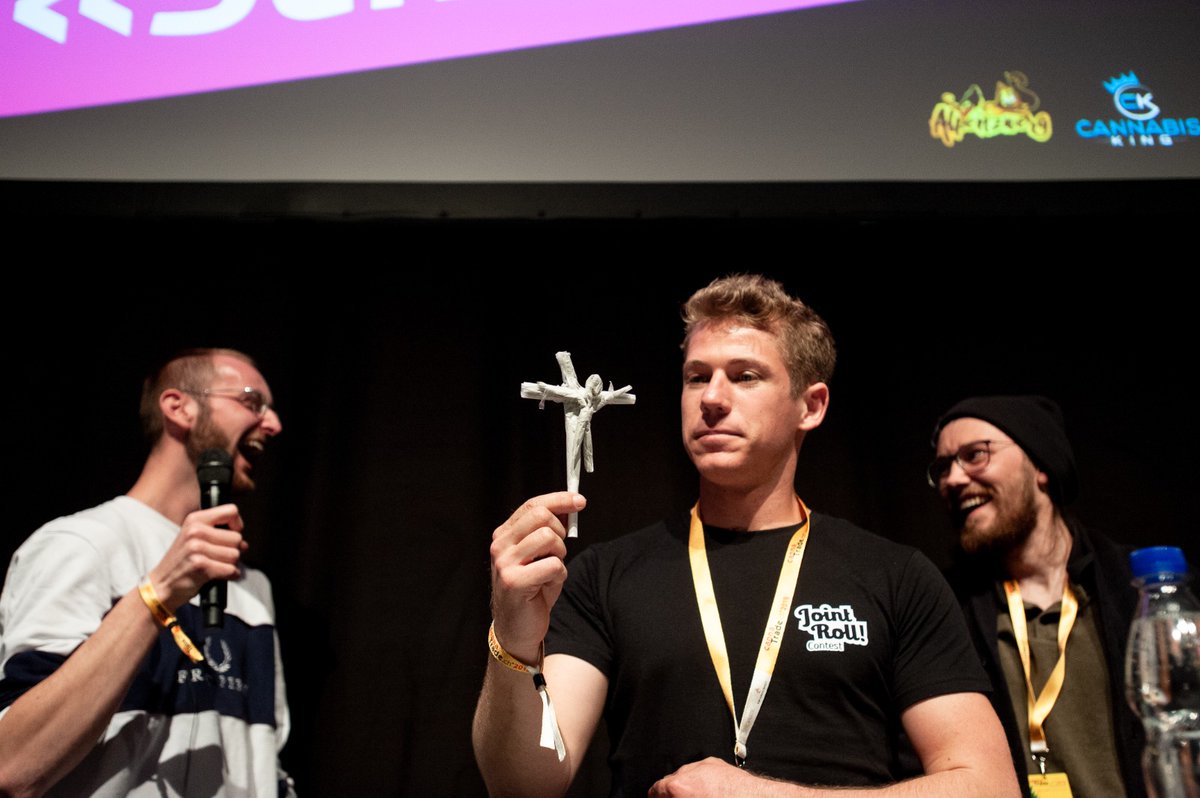We are excited about the JointRollContest at the CannaTrade 2022! 🤩 The fastest joint roller will be crowned. ❤️  The tension is incredible and the atmosphere electric. Be there when the Swiss Champion of the JointRollContest 2022 gets crowned. 👑