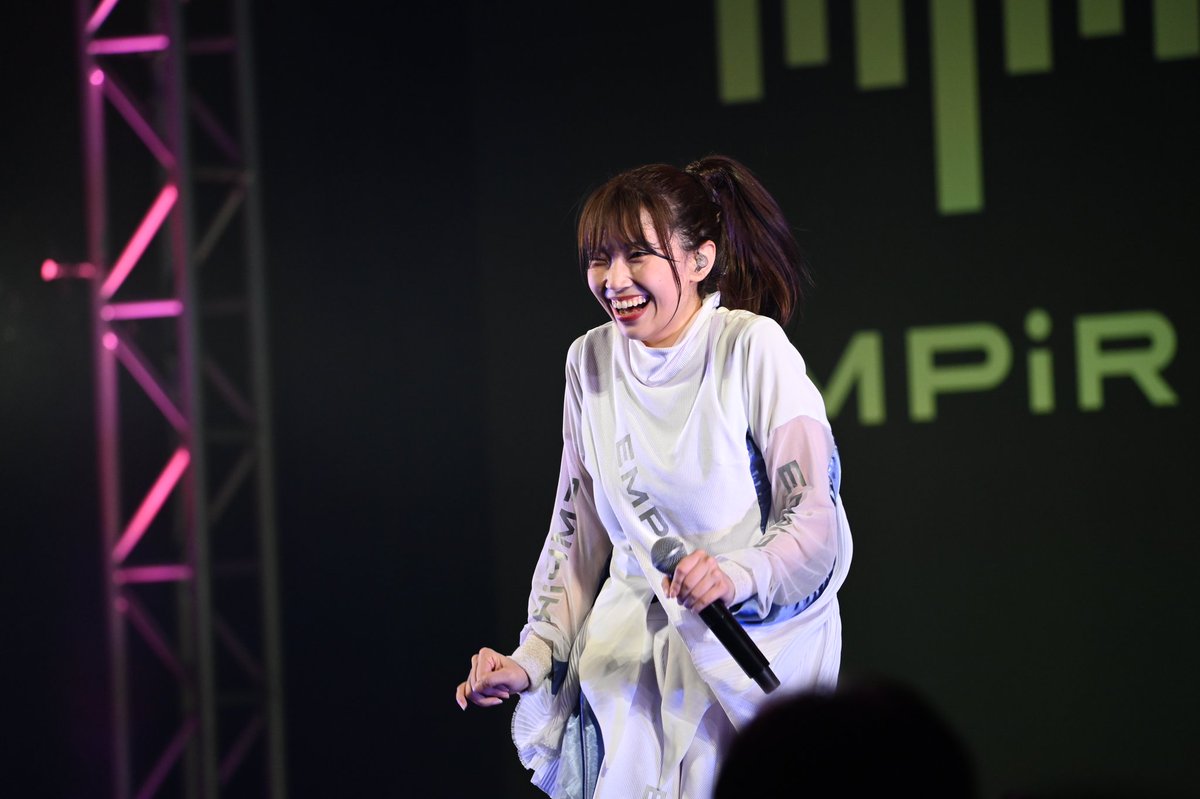 Q9oBN0O4WJUK0ok's tweet photo. EMPiRE DOPE MAGiC TOUR @よこすか芸術劇場⑧

HagglingなMAHOちゃんはいないいないばぁで登場🤗
#MAHO_EMPiRE
#MAHOEMPiRE
#EDMツアー
#EMPiRE横須賀
#KOJiカメ https://t.co/mM0dLsHvxJ