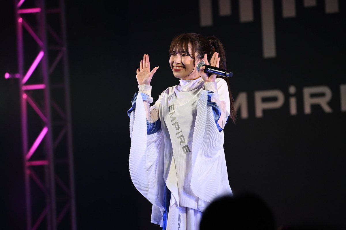 Q9oBN0O4WJUK0ok's tweet photo. EMPiRE DOPE MAGiC TOUR @よこすか芸術劇場⑧

HagglingなMAHOちゃんはいないいないばぁで登場🤗
#MAHO_EMPiRE
#MAHOEMPiRE
#EDMツアー
#EMPiRE横須賀
#KOJiカメ https://t.co/mM0dLsHvxJ
