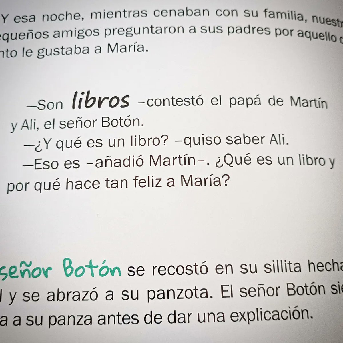 Csar_lg's tweet photo. ¿Qué es un libro? @SANPABLO_ES #LosSmallers #Literaturainfantil https://t.co/QJtPBNCP4X