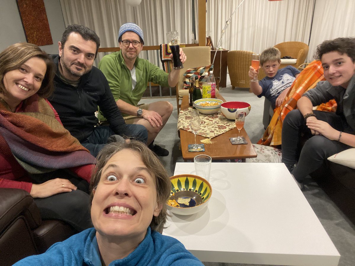 Kerry Mills tweet media