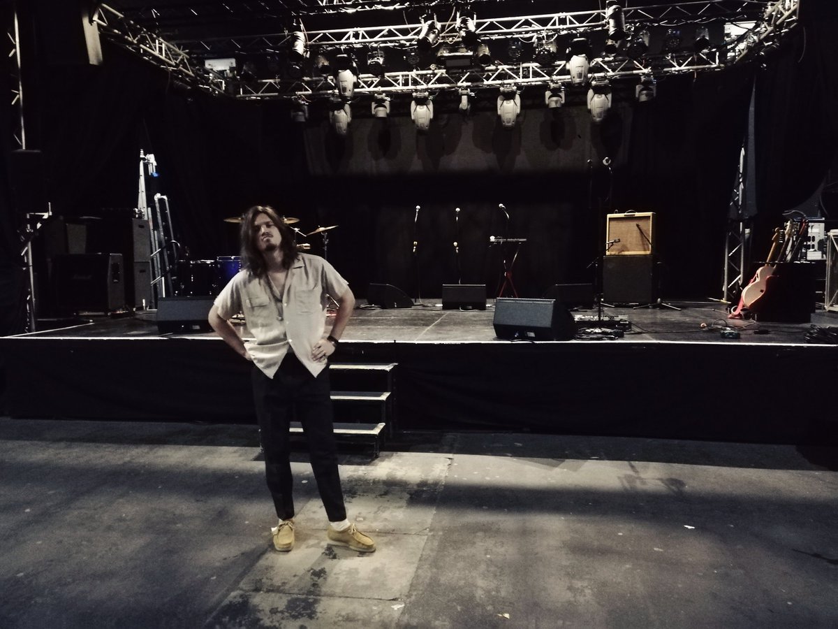 clouds_glossy's tweet photo. 3 days stage coaching at @latannerie01, let's go!
#musicians #indiemusic #stagecoaching #livemusic https://t.co/bptxUbADD8