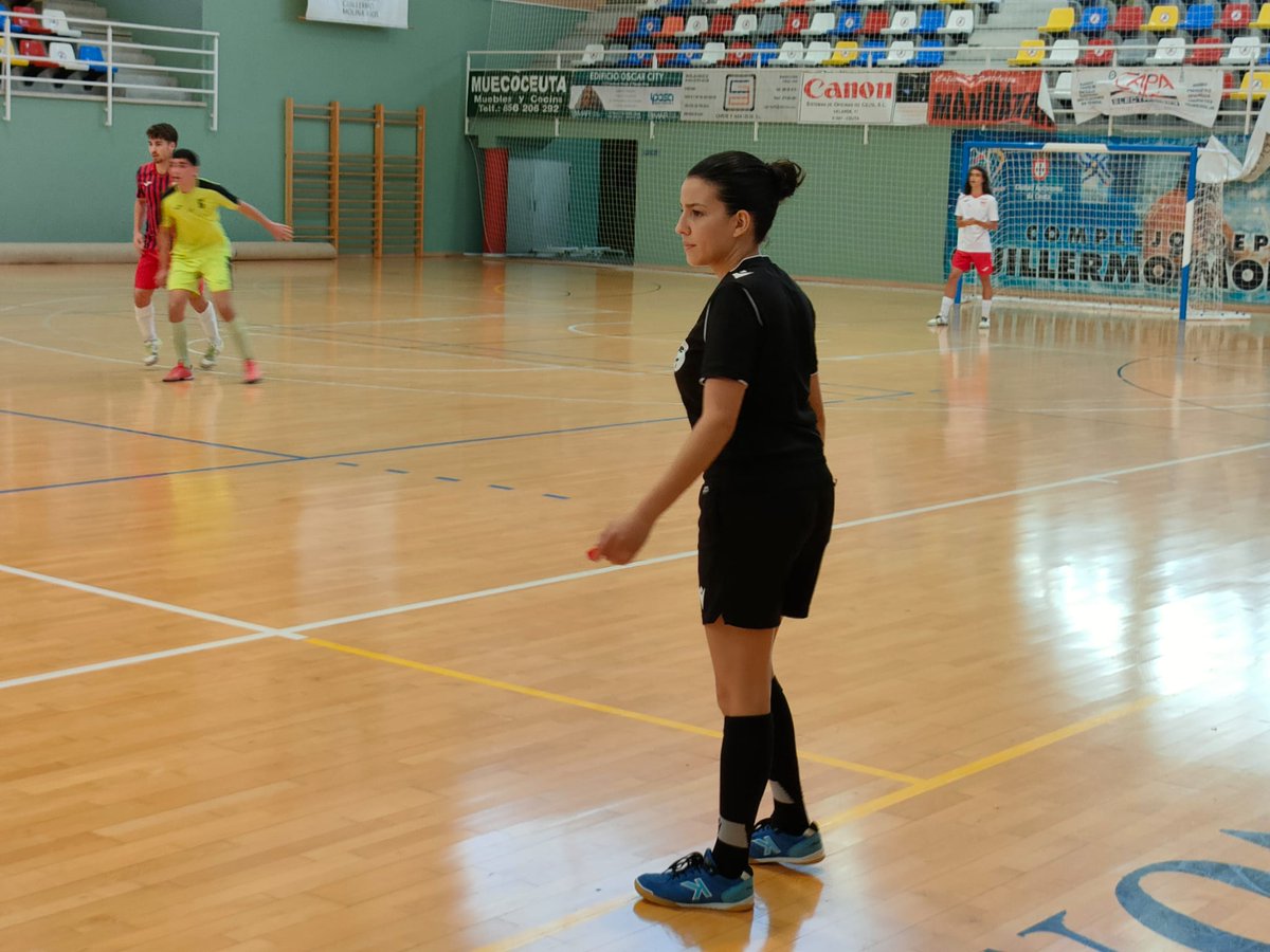 CTARFFCE's tweet photo. 🌞Domingos de fútbol, domingos felices 😊

¡Continuamos! Fútbol y Fútbol Sala 👌, que el balón ⚽ no deje de rodar 🔃

⚫ ⚪
#CTAFFCE
#FFCE
#JuntosPorElFutbolDeCeuta
#CEUTA https://t.co/Hxx9GitFZd
