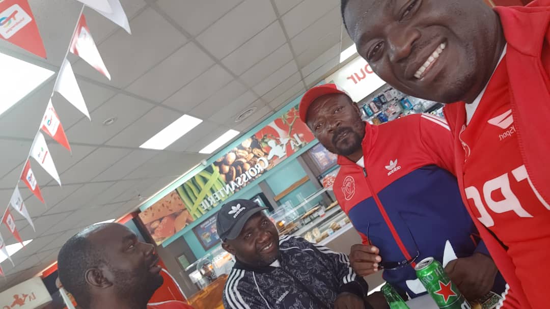 RACING_TPO's tweet photo. ⚽️⚡️ 𝐉𝐎𝐔𝐑 𝐃𝐄 𝐌𝐀𝐓𝐂𝐇

🆚 Les Astres Football Club De Douala 
🏟️ Stade annexe omnisports de Mfandena
🏆 #MTNEliteOne2022 J13
📲 #RACAST
⌚ 06:00 PM

#TPO4Life  ❤️🤍 🙏🏿✨ 
@FecafootOfficie @MTNEliteFoot @MTNCameroon https://t.co/7YO72aQc61
