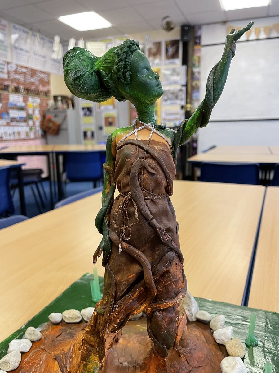 EnglishUpper's tweet photo. Some of our amazing GCSE Foundation project pieces from this year! Well done to all who completed this! https://t.co/XHiVZfUvjU