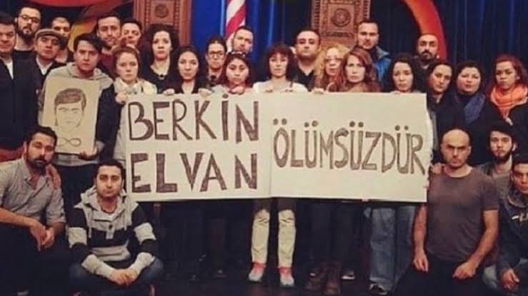 Gezi ihanetini destekleyen Ali Sunal ve ekibi Berkin Elvan'ı anarken, PKK'nın başını ezerek şehit ettiği Yasin Börü'yü görmezden gelmişlerdi. 

Neden? Çünkü niyetleri halis değil!