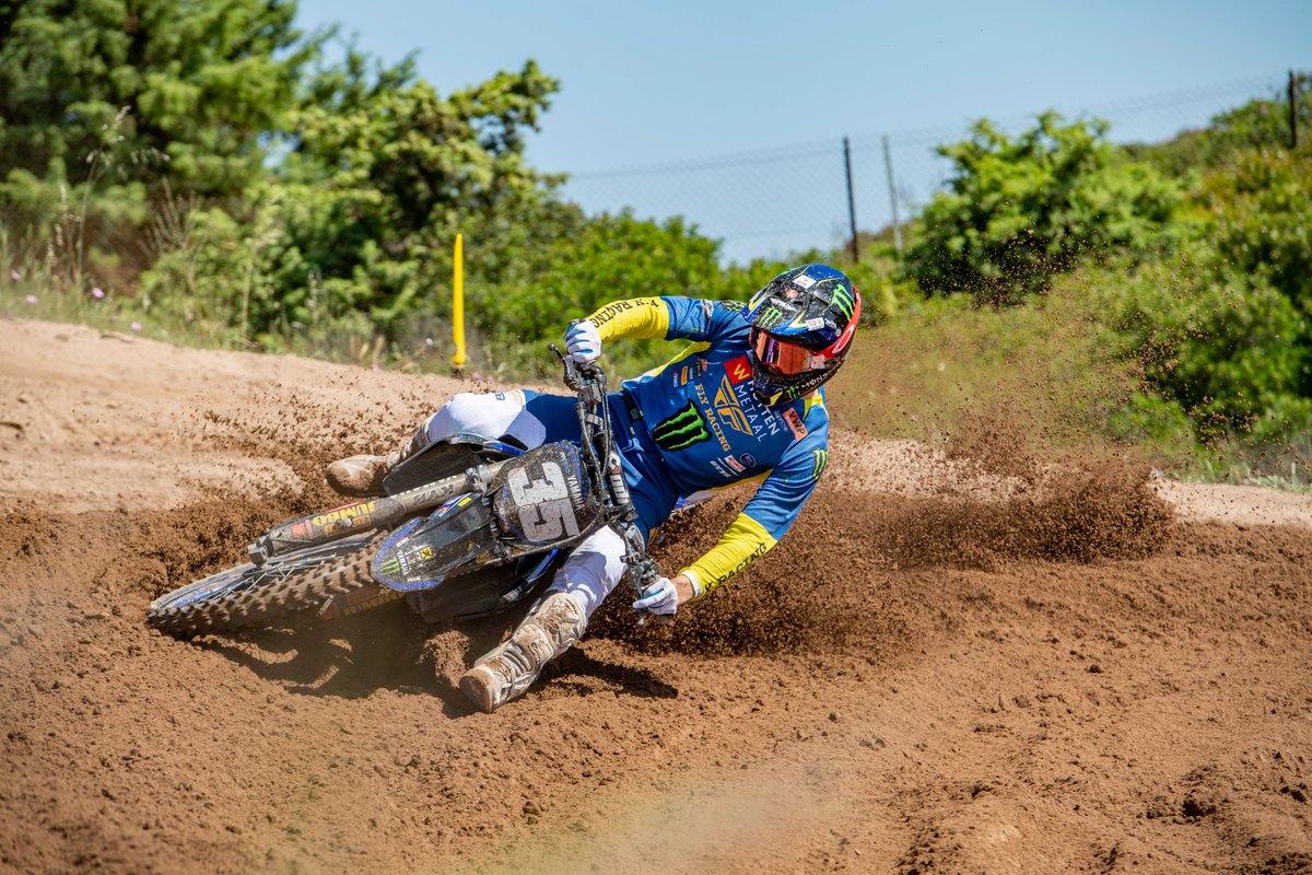 Yamaha Racing tweet media