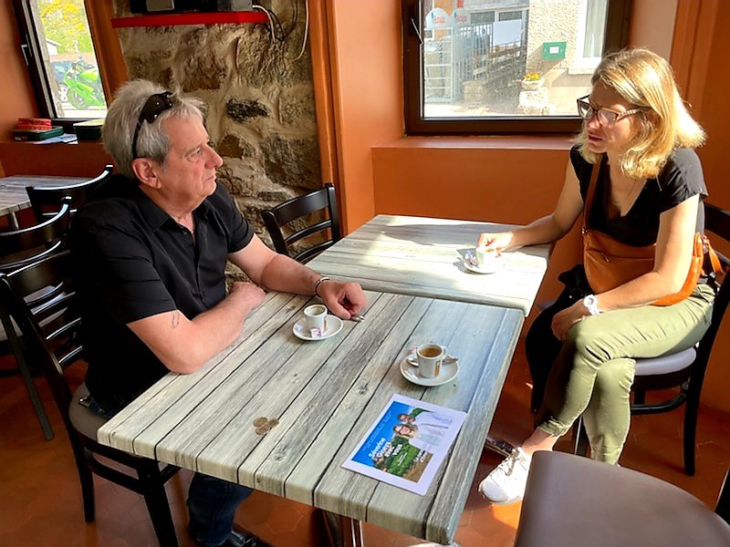 SeverineGineys's tweet photo. #legislatives2022 #ensemble de village en ville la #ciro1 #Ardèche au plus près gens. Le plaisir de sillonner les routes d'Ardèche. Merci ! #leCheylard #arcons
@kappelroger https://t.co/gI2bdpOG3D