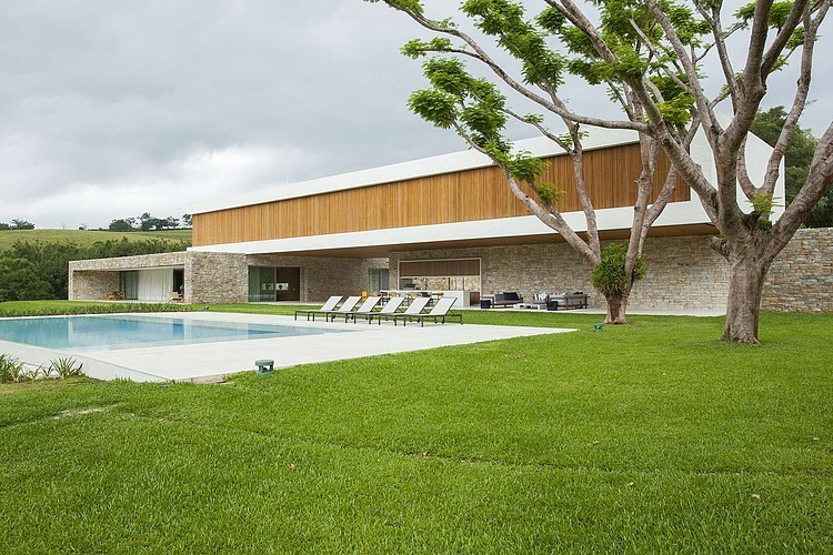 HomeAdore's tweet photo. Itatiba Residence by Roccovidal P+W

https://t.co/sdPoBSKFL0

#architecture #decoration #home #interiordesign https://t.co/kQNVV11OiK