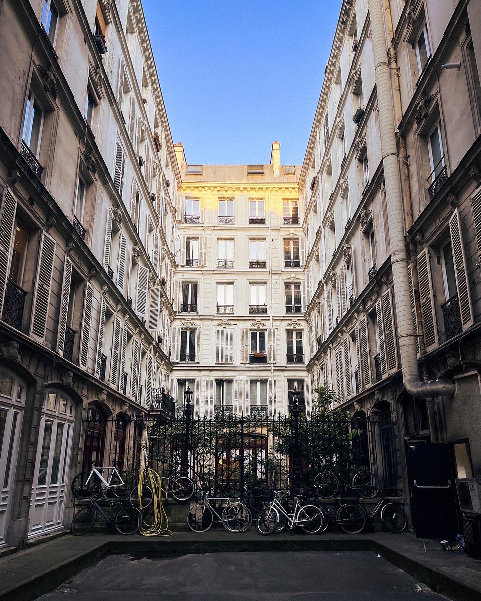 RancidMitton's tweet photo. the streets https://t.co/sTtTMZ63D2