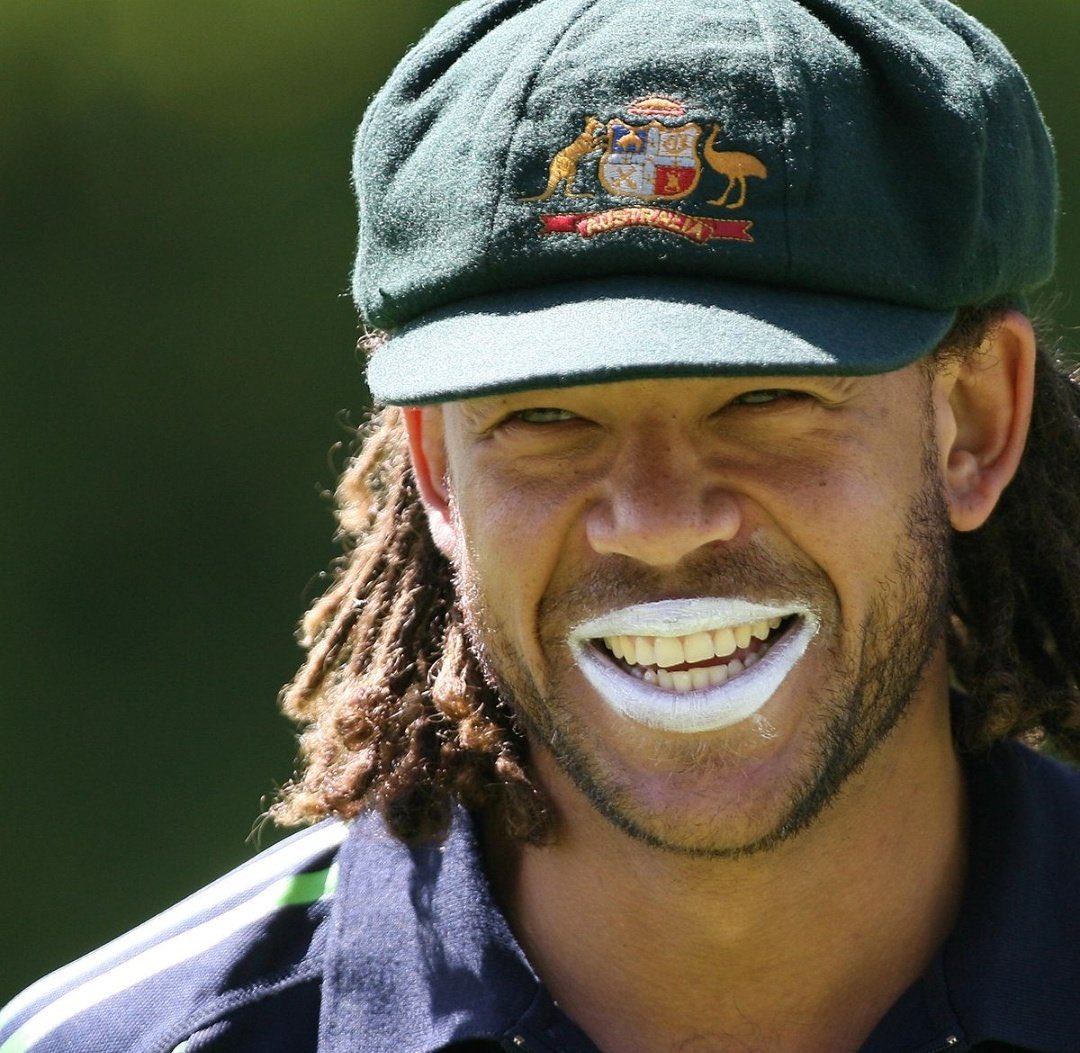 chandrakanthon's tweet photo. Rest in Peace #AndrewSymonds 💐💔
#Legend https://t.co/2zy5bWCbsP