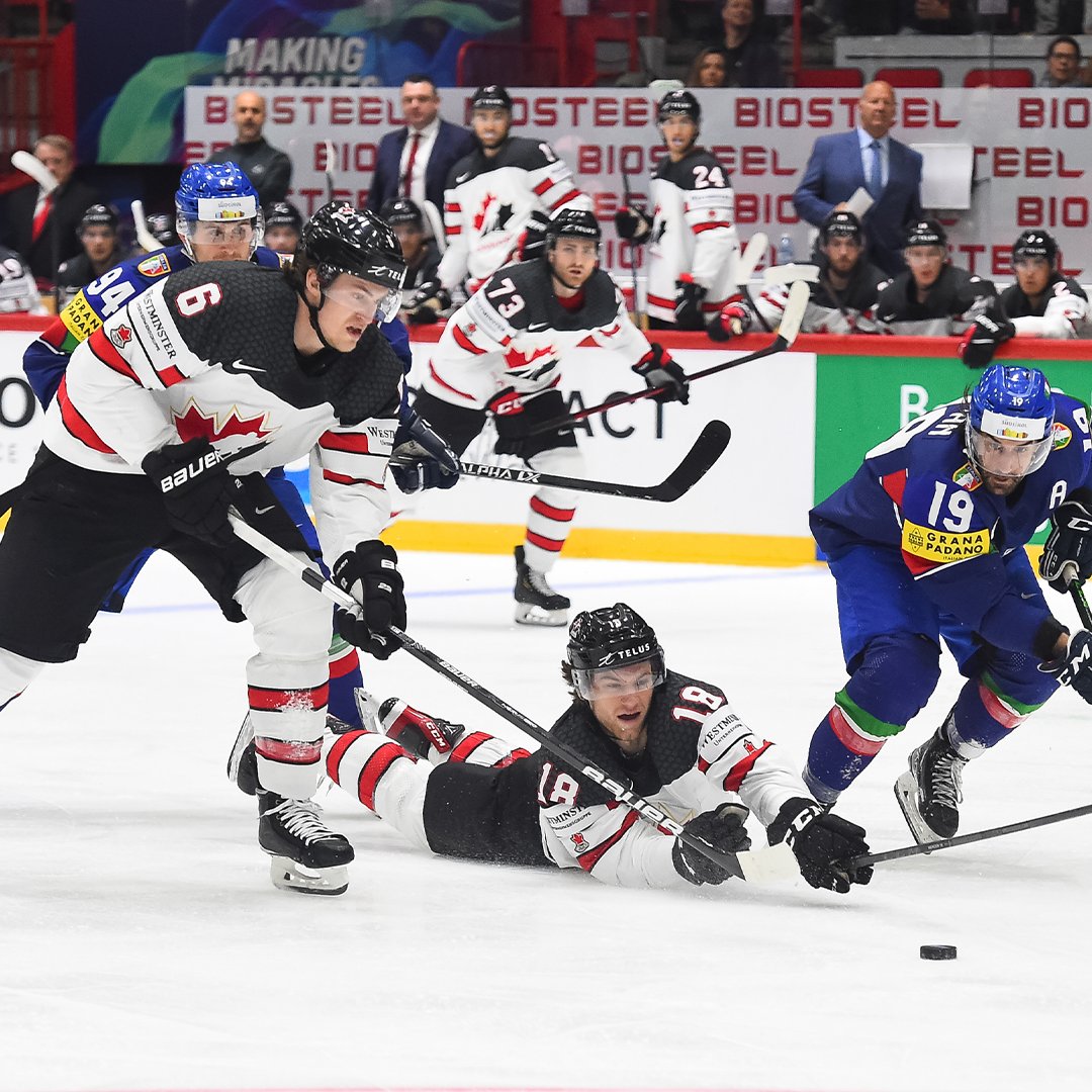AFTER 2 | The offence breaks through in the middle frame as 🇨🇦 goes up 4-1 over 🇮🇹 on goals from @joshanderson_77, Nicolas Roy and @19kjohnson. 📊 hc.hockey/MWCStats0515 💻 hc.hockey/MWCBlog0515 📺 @TSN_Sports #IIHFWorlds