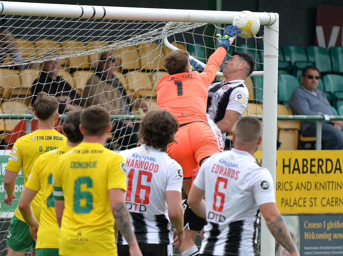 FlintTownFC's tweet photo. Match Report on yesterday's Play Off Final defeat now available on our website
https://t.co/WGs3Bxmfug https://t.co/FYjYTMTttH
