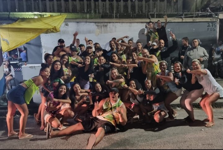 Reunião ontem da nossa turma .... MT gelo 🍺🍺🍺
<a href="/MDTEMPESTADE/">Meninas da Tempestade JPA</a> <a href="/tempestade_jpa/">Tempestade JPA</a>