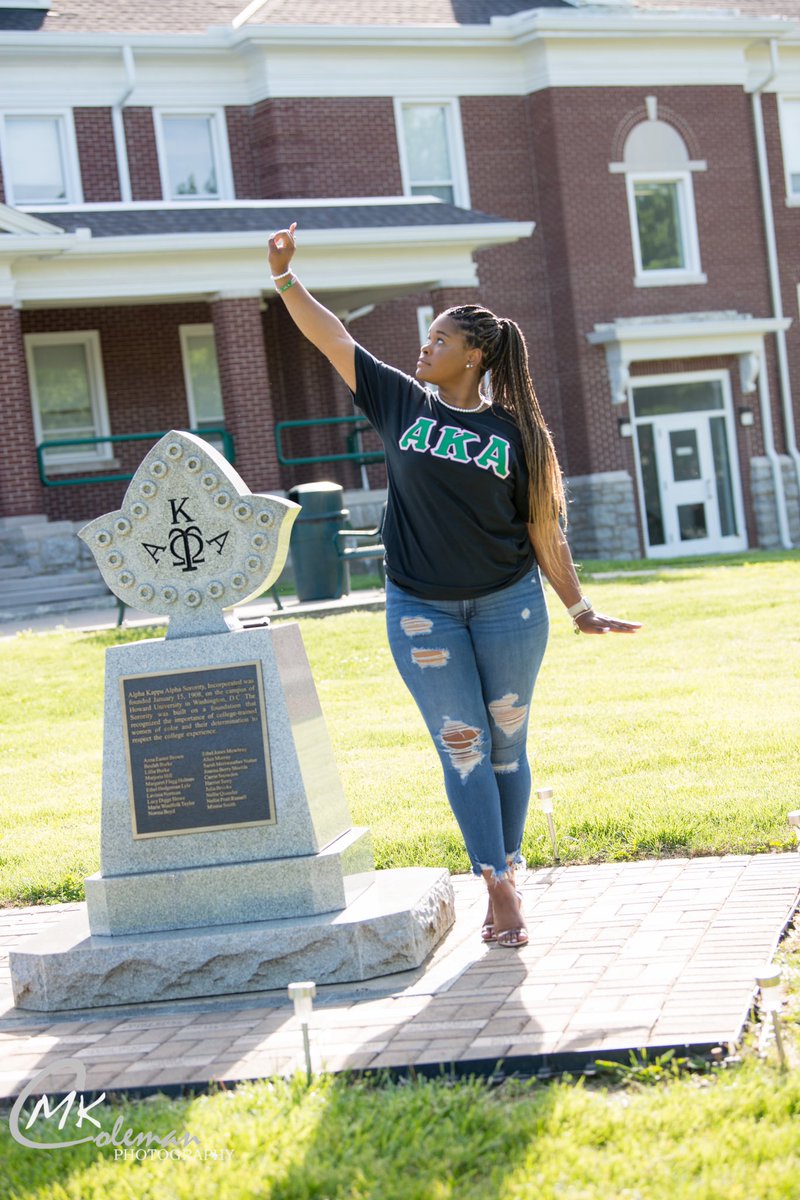 toricolem's tweet photo. The legAcy Kontinues…💕💚 #aka1908 #19Klub #AKAland https://t.co/uTRDss9oJt