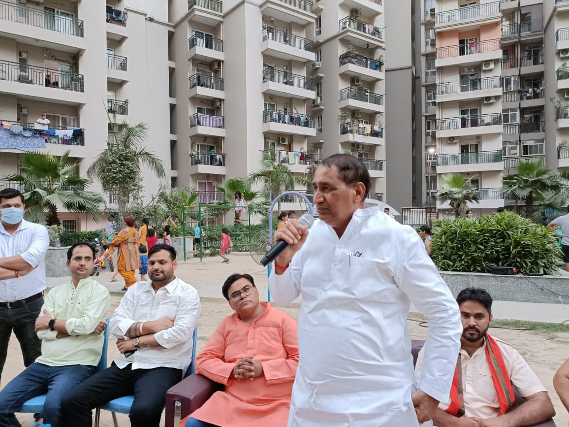 ravibhadoria's tweet image. गौर सिटी की गैलेक्सी नार्थ एवेन्यु 2 सोसायटी में आज क्षेत्र के लोकप्रिय विधायक आदरणीय @tejpalnagarMLA गुरुजी के साथ स्वागत समारोह में उपस्थित रहा।