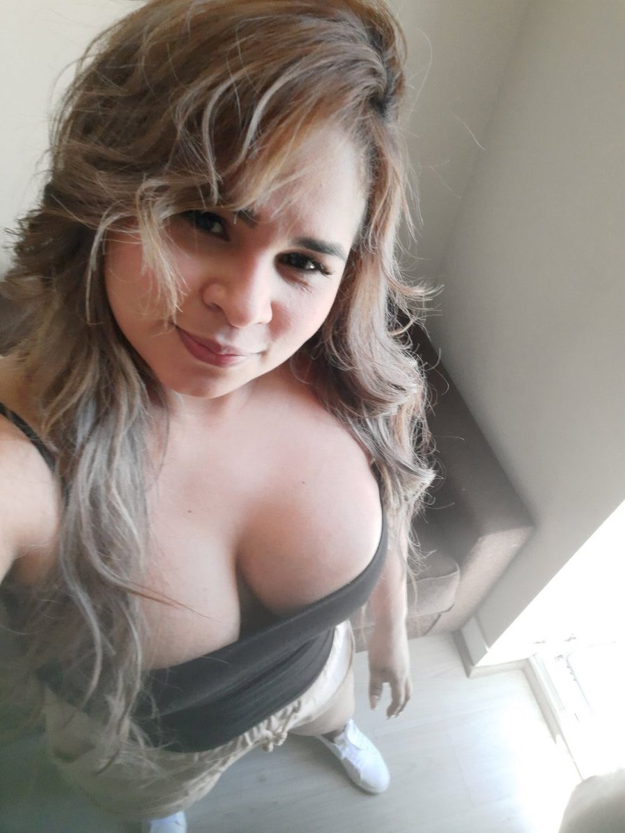 Lismaury1204's tweet photo. Hola vida; no quiero prometerte nada. Solo disfrutarte, solo quererte y solo vivirte de la mejor manera😇 https://t.co/6AUpwz61fS