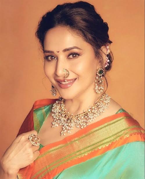 Happy Birthday to Madhuri Dixit ji. Aaj unko 55 age hue hain. Woh hamesha khush rahe. 
