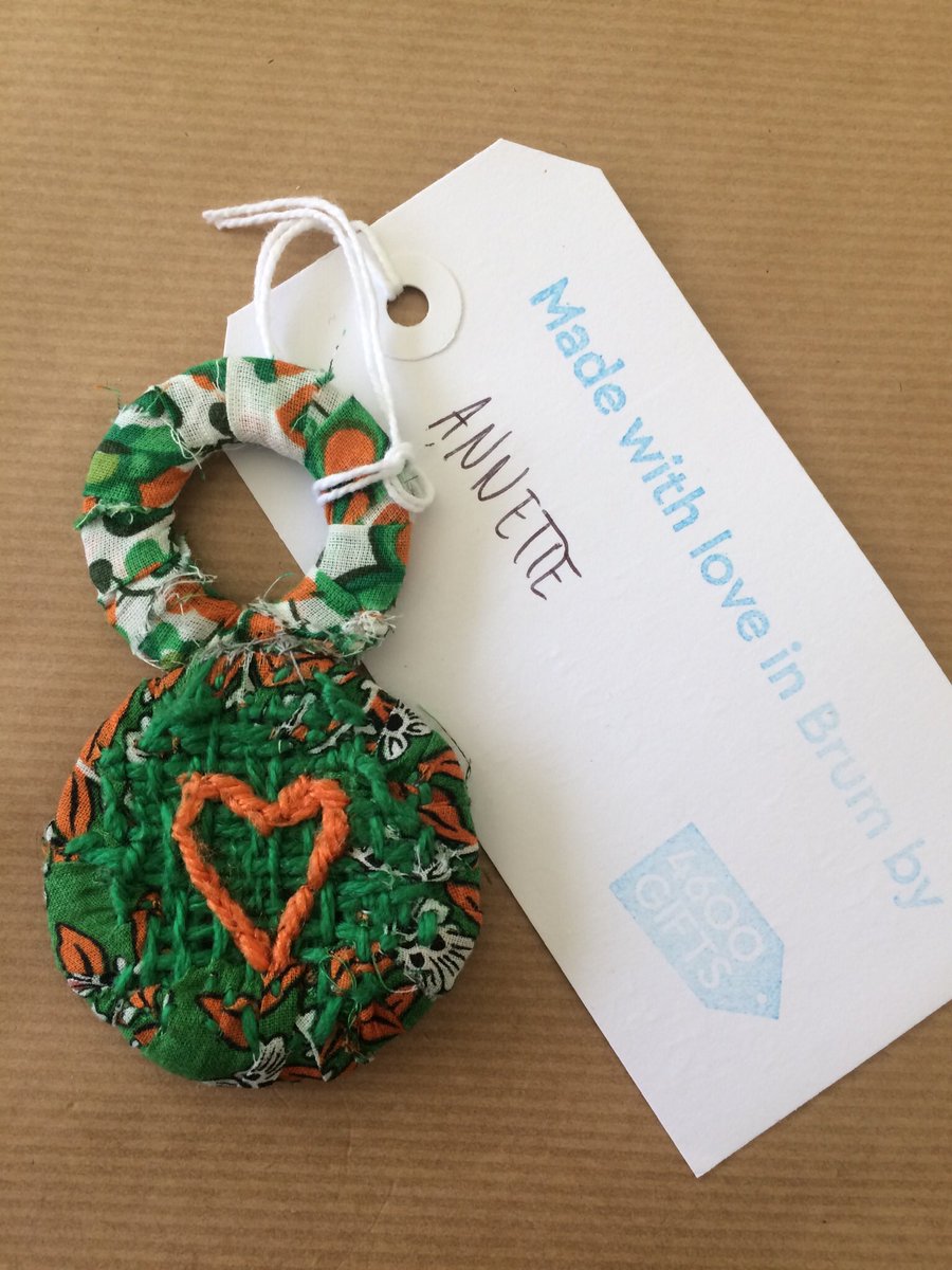 netty_french's tweet photo. Made with love. A welcome gift for @birminghamcg22 @tweetcraftspace #4600Gifts #ReadySteadyMake https://t.co/lIWdKt4b0P