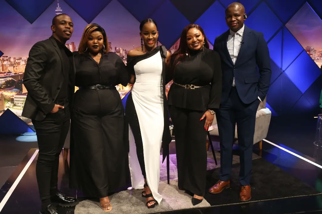 UrbanBrewStudio's tweet photo. We came, we praised and we worshiped. Thank you for tuning in, it was an amazing season and we enjoyed it. A big S/O to @NqubekoMbatha for coming through to our studios & @hlelive for hosting us in this season of VIP Invite. Until we meet again βπΎ
#VIPInviteMzansi https://t.co/u6XEtqA9Rq