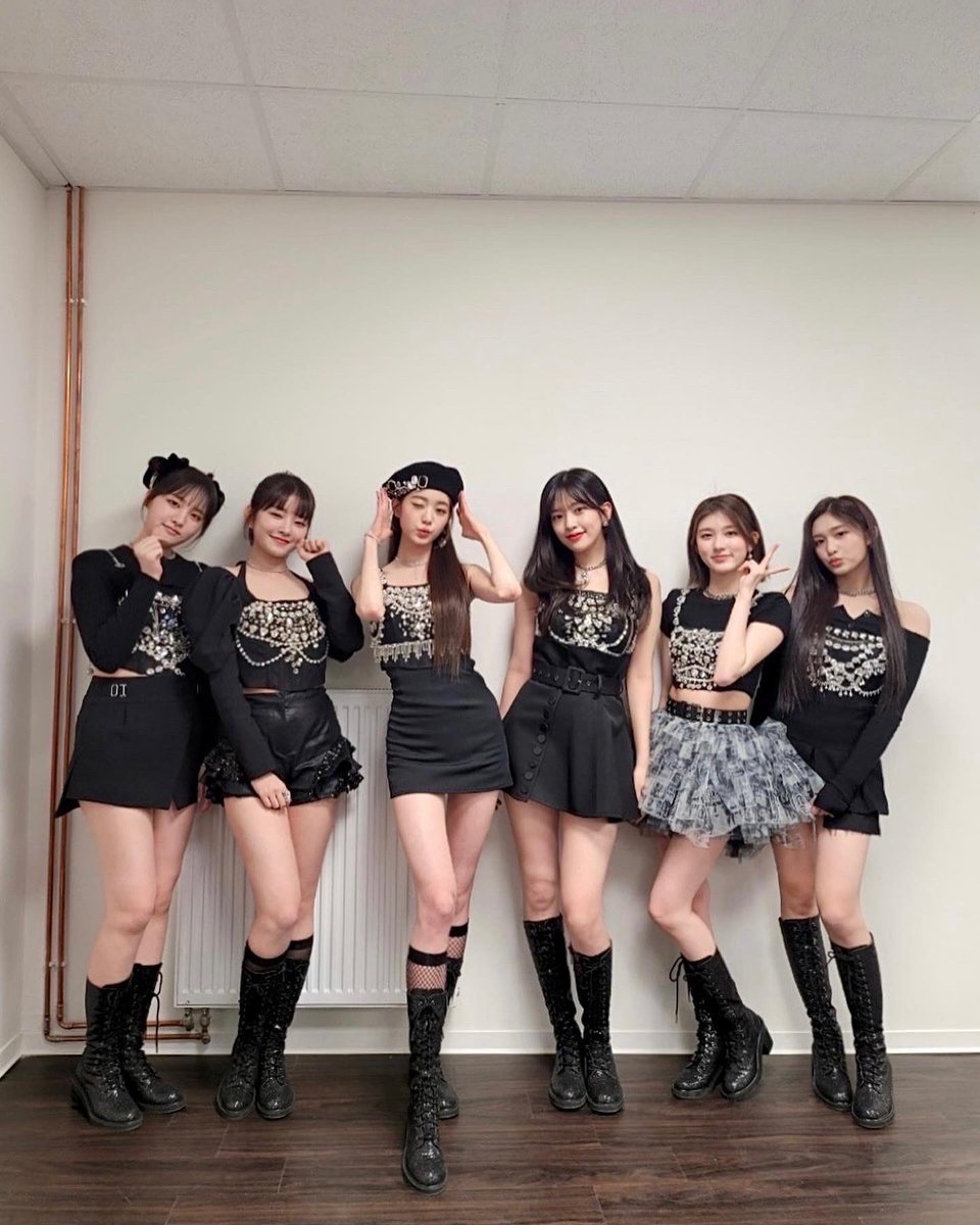 📸 
IVE SHOT!

DATE : 2022.05.14 - 05.15
NAME : #KPOPFLEX

#IVE #아이브
#안유진 #가을 #레이 #장원영 #리즈 #이서
#IVE_SHOT