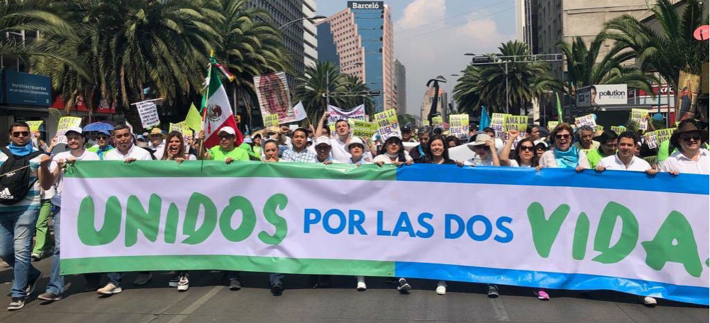 AS1_ach's tweet photo. Grupos anti-aborto planifican marcha este martes frente al Capitolio para exigir restricciones al aborto de extranjeros en Acaya.//Pro-life groups plan to march in front of the Capitol on Tuesday to demand restrictions for foreigner abortions in Achaea. https://t.co/7QiHiO0Pyd