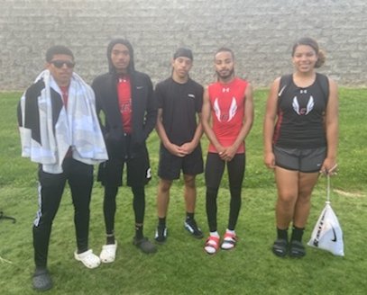 CHSFOOTBALL10's tweet photo. Great day for the @CentralBulldog track team! Sending 3 individuals to Sectionals! @Leeleepittman1 Girls Shot, @_deverin 110m, 300m hurdles, Dalvin Adams 200m, Long jump, CHS Boys 4x1.
@Central_AD @PitCentralHS @OzarkConference https://t.co/lOcSF2dqL2