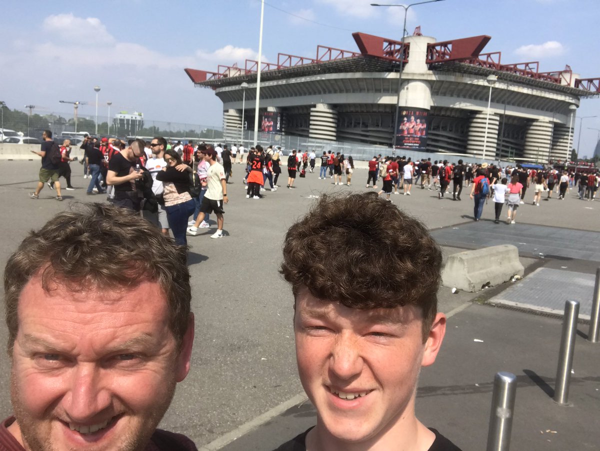 AC Milan vs Atalanta at the San Siro with <a href="/MattAbr2005_/">Matt Abraham</a>