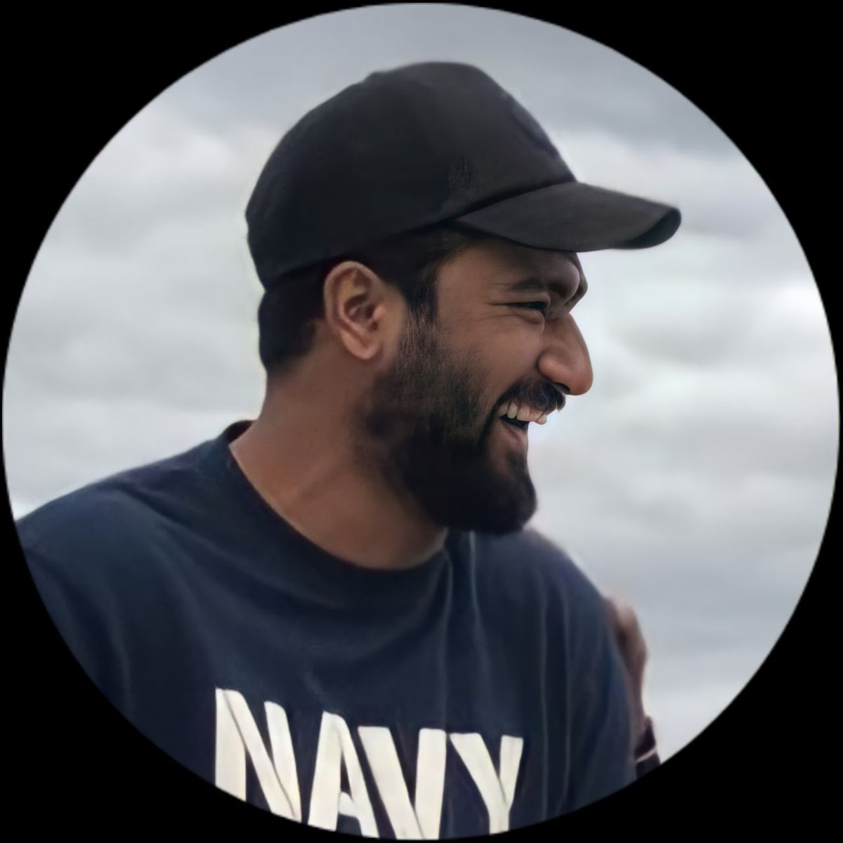 vickyk09girl's tweet photo. Just a few hours for this Handsome hunk's birthday! 
#HappyBirthdayVickyKaushal https://t.co/lchunzdrCa