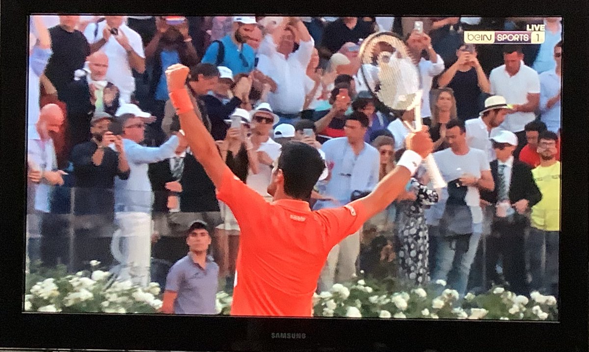YESSSSSSSS Novak Djokovic, congratulations for winning your 6th title in Rome. 

What an absolute champion.

#Djokovic #NoleFam #IBI22 #Idemooo