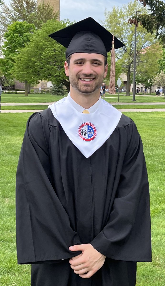 Kelly Connors (@connors_kell) on Twitter photo Had a great day yesterday with family & friends at the University of Detroit Commencement! Congrats <a href="/kelson_connors/">Kelson Connors</a> on your Bachelors degree and now onto the MBA! Had a great day yesterday with family & friends at the University of Detroit Commencement! Congrats <a href="/kelson_connors/">Kelson Connors</a> on your Bachelors degree and now onto the MBA!